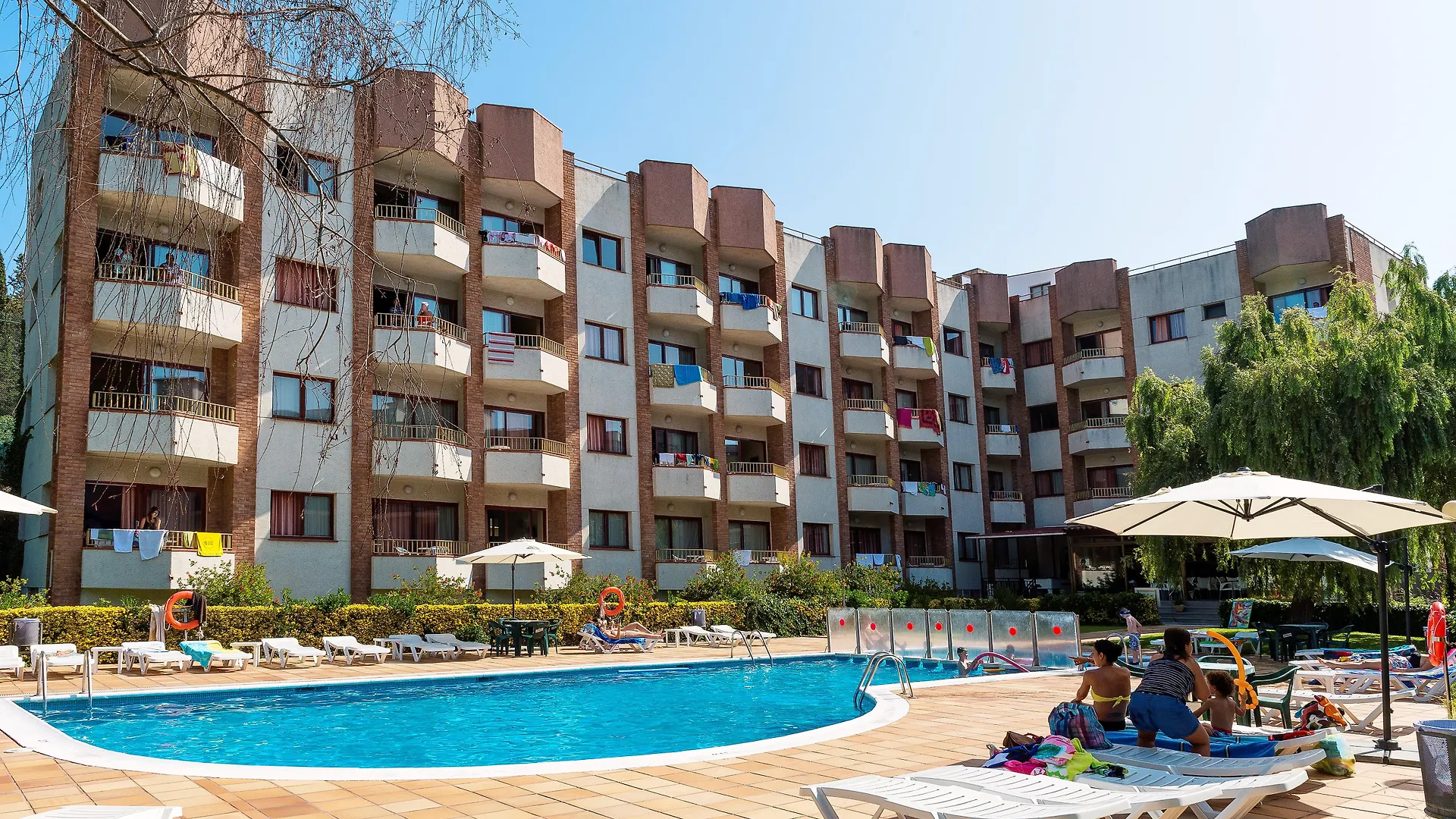 Aparthotel Las Mariposas contacts